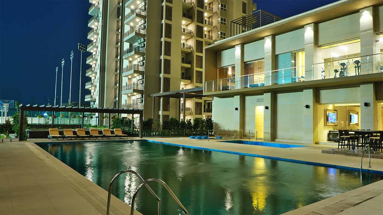 Oyster Grande , Sector - 102A